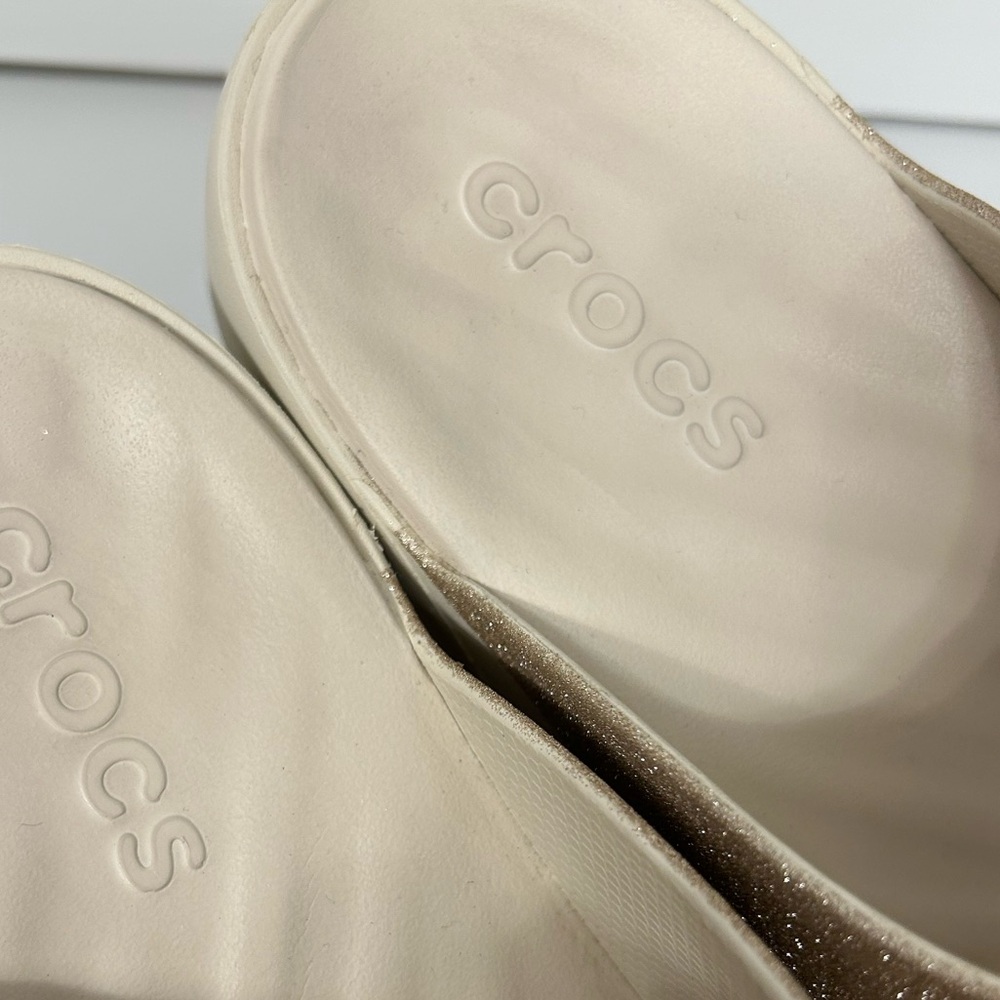 Crocs Getaway Platform Gold Glitter H-Strap Sandals Size 9 - Picture 3 of 11
